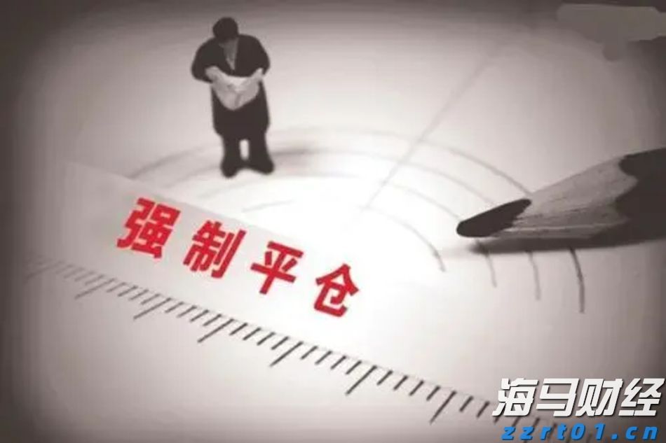 美联储决策分歧罕见、就业市场意外下滑！“观望”策略何时转为“行动”？