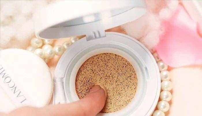 更聪明 更安全 更开放——从智博会看智能网联新能源汽车新趋势